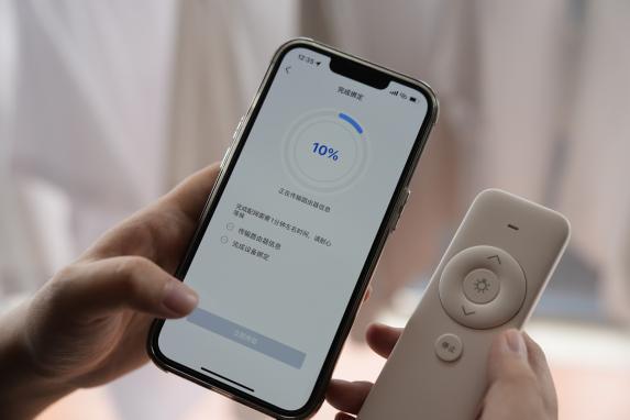活好太太助力打造舒适家K8凯发智能晾衣品质生(图1)