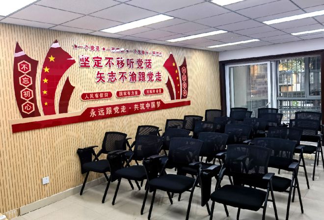 ”！龙腾苑二区居民幸福感“原地升级”凯发k8国际提升“硬件”打磨“细节(图19)