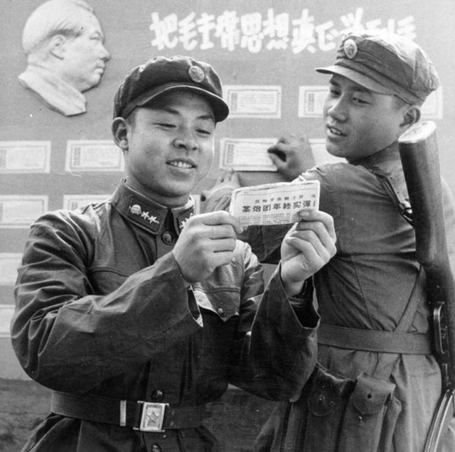 年后鉴定人披露事故发生的详情惹人泪目K8凯发1962年雷锋因公牺牲41(图12)
