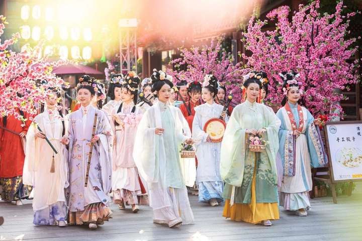 赴好时光踏春游方